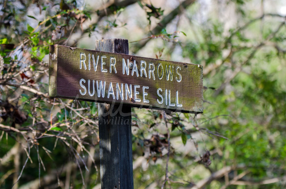 Okefenokee River Narrows Canoe Directional Sign Picture