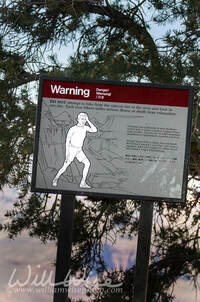 Grand Canyon hikers warning sign about heat exhaustion Picture